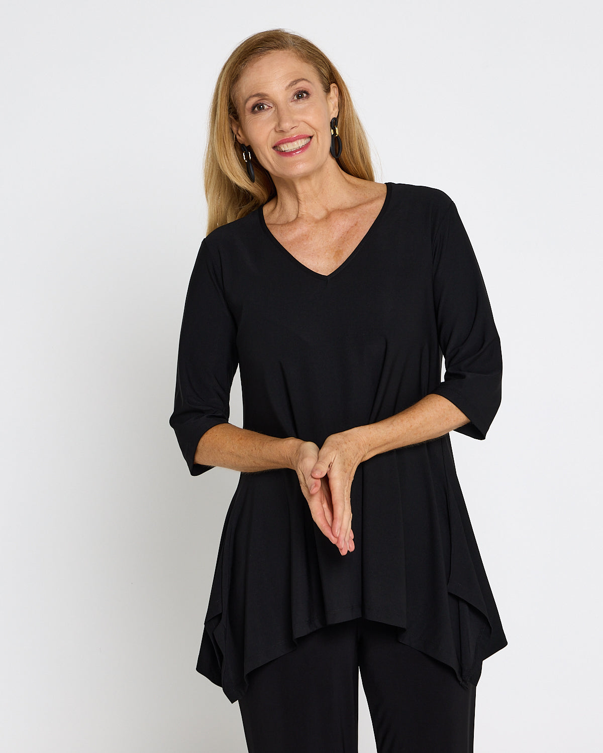 Andrea Vee Neck Mid Sleeve Top Black