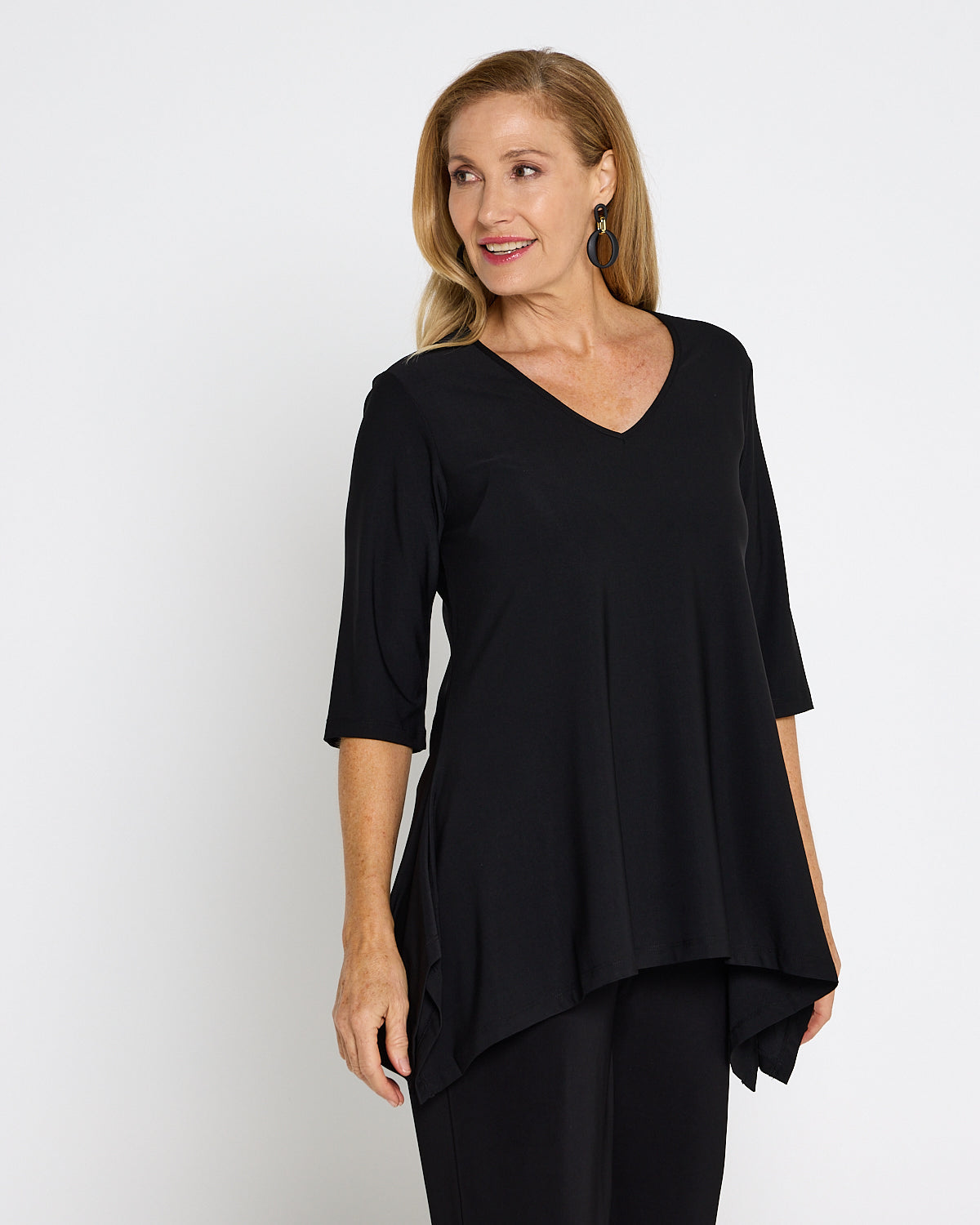 Andrea Vee Neck Mid Sleeve Top Black