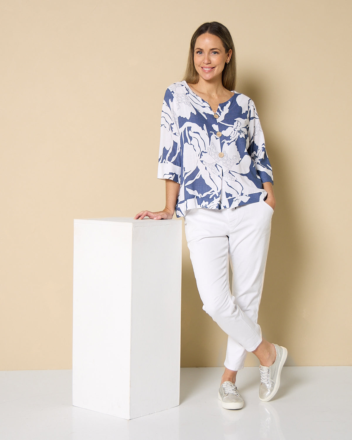 Mahri Linen Top - Denim Floral