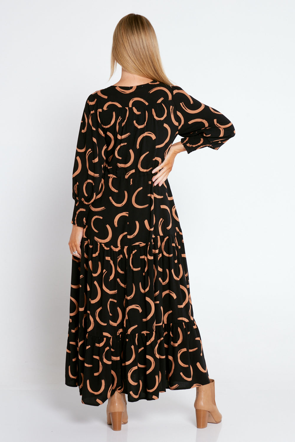 Maxi dress hotsell winter 2019