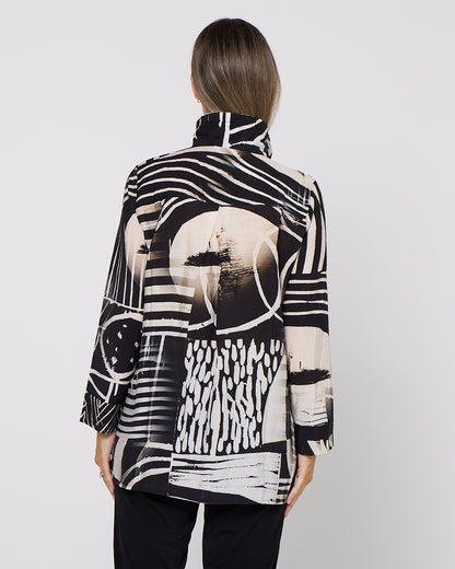 Marla Shirt - Black White Graphic