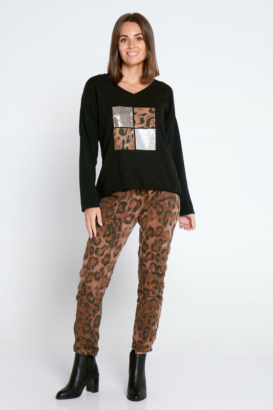Martina Pants - Camello Leopard  La Strada Casual Style for Women – TULIO  Fashion