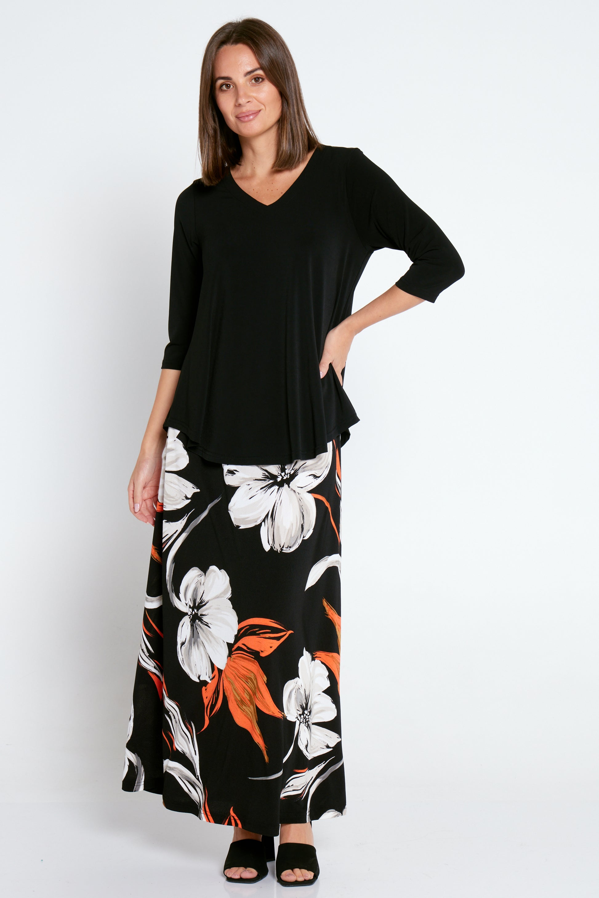 Meera V Neck Tee - Black  Australian Made Wardrobe Basics – TULIO Fashion
