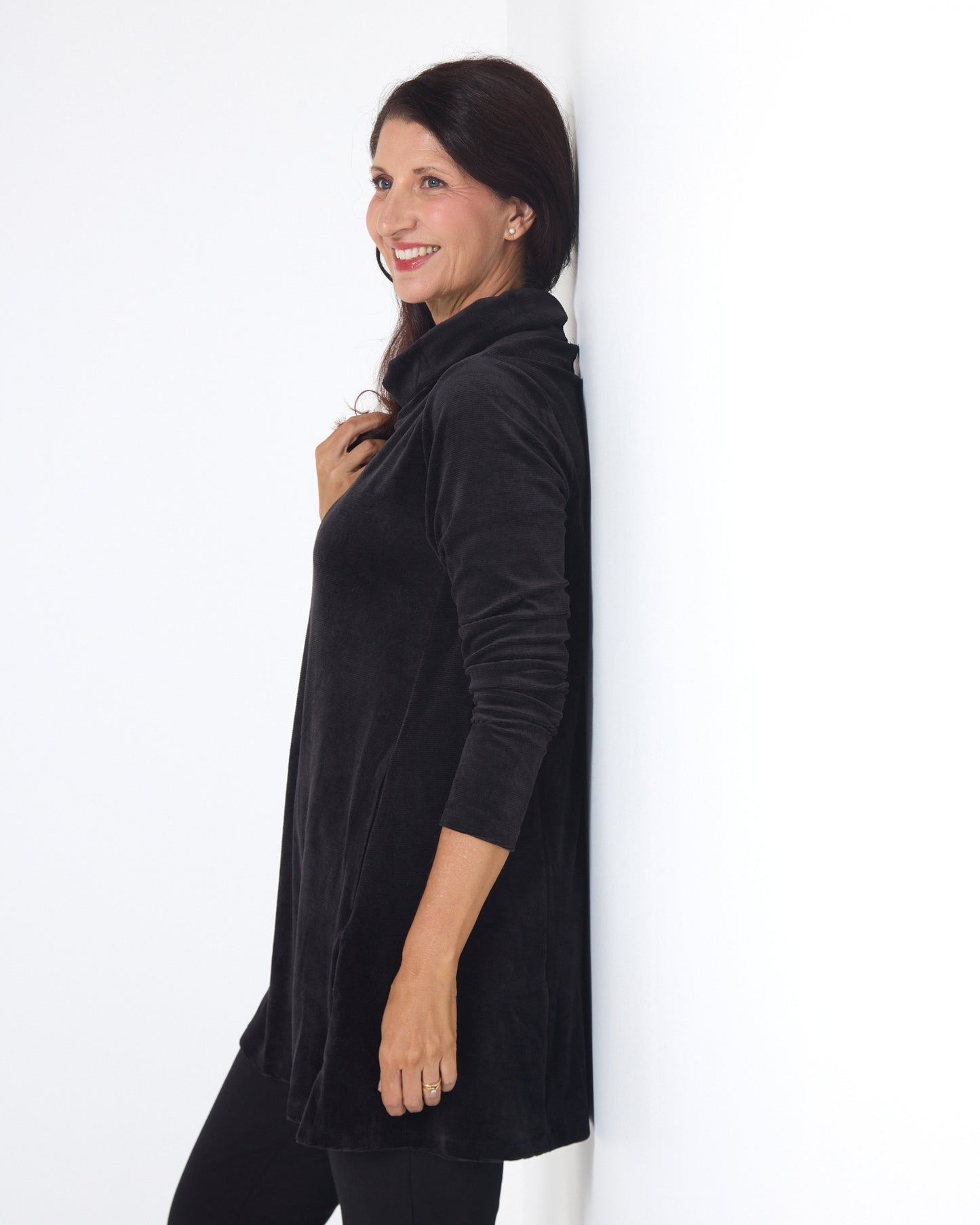 Melanie Velour Tunic - Black