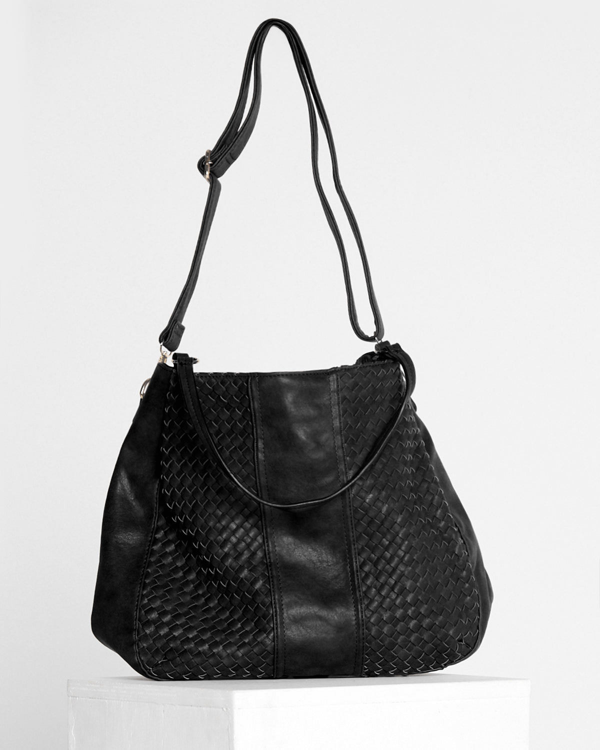 Mila Woven Bag - Black