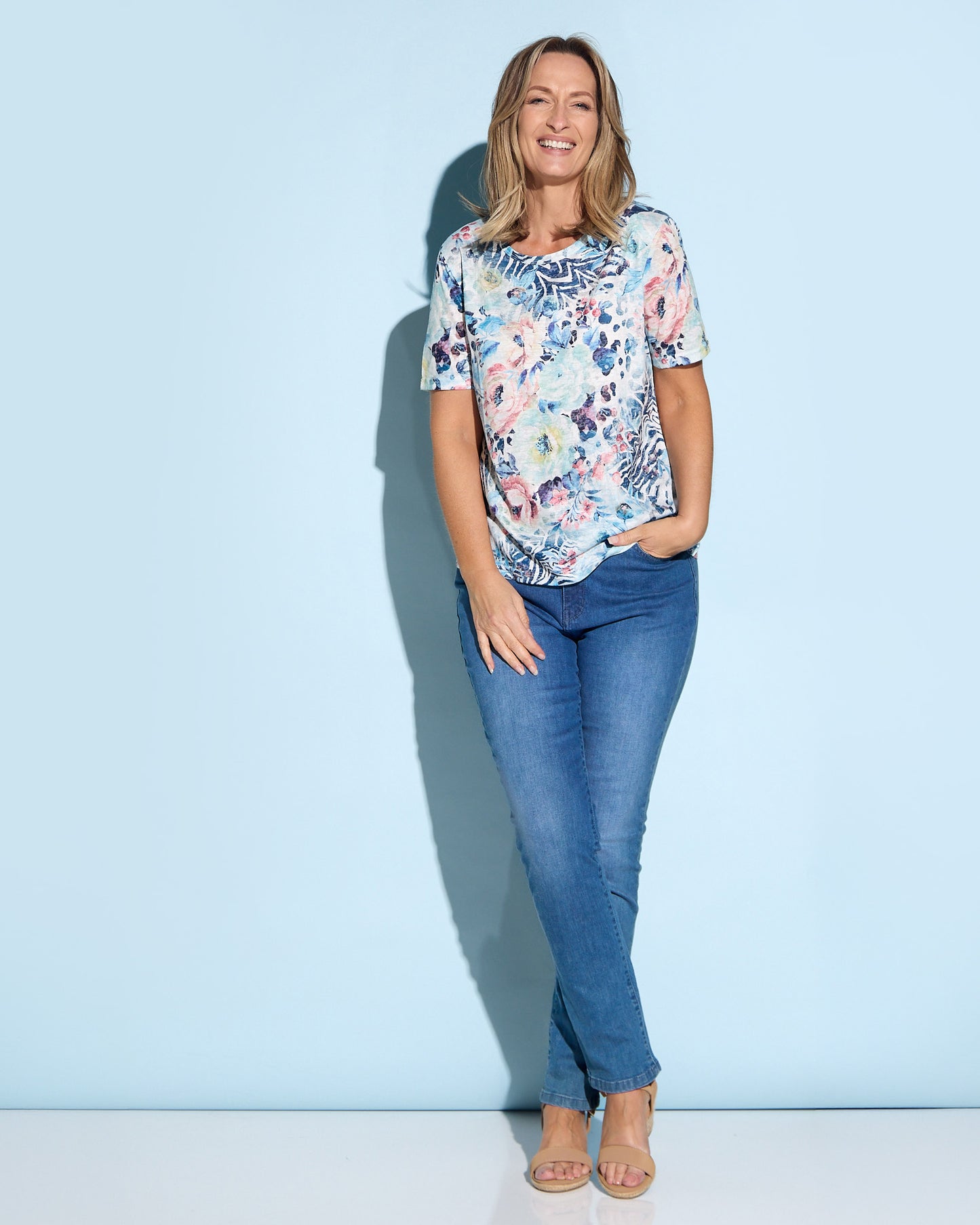 Callie Burnout Tee – Blue Floral
