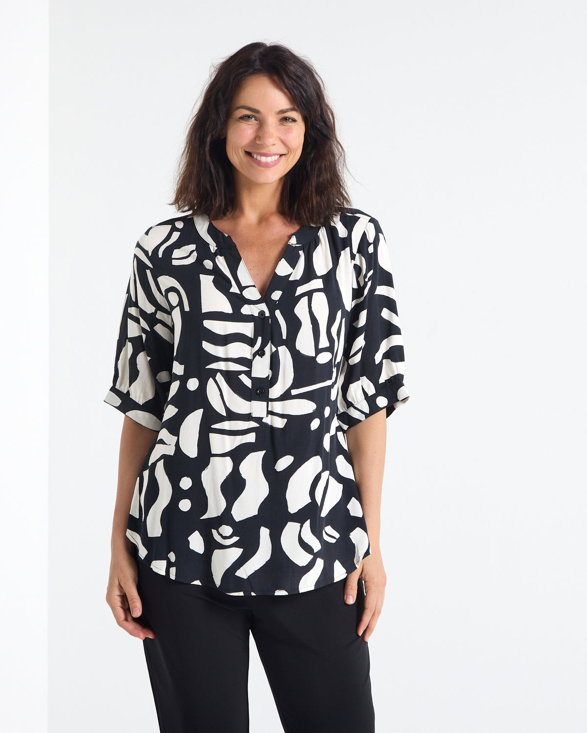 Langley V Neck Top - Monochrome