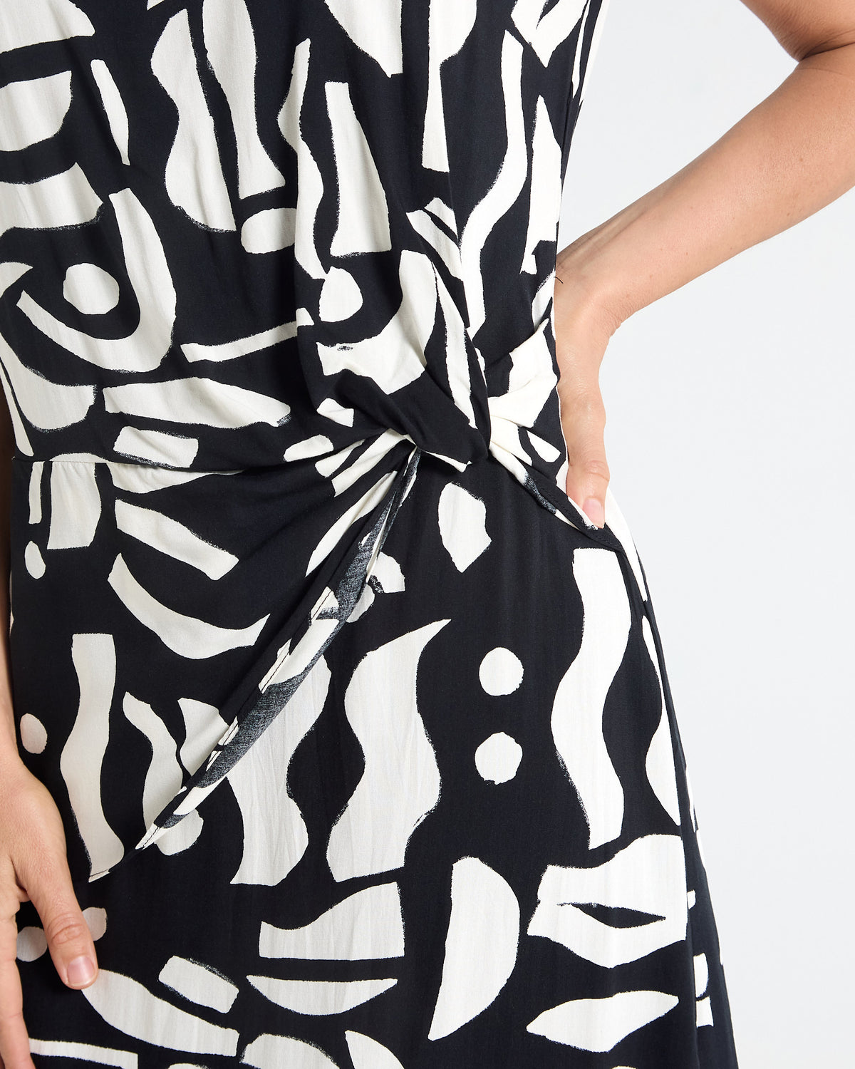 Abingdon Dress - Black & Ivory