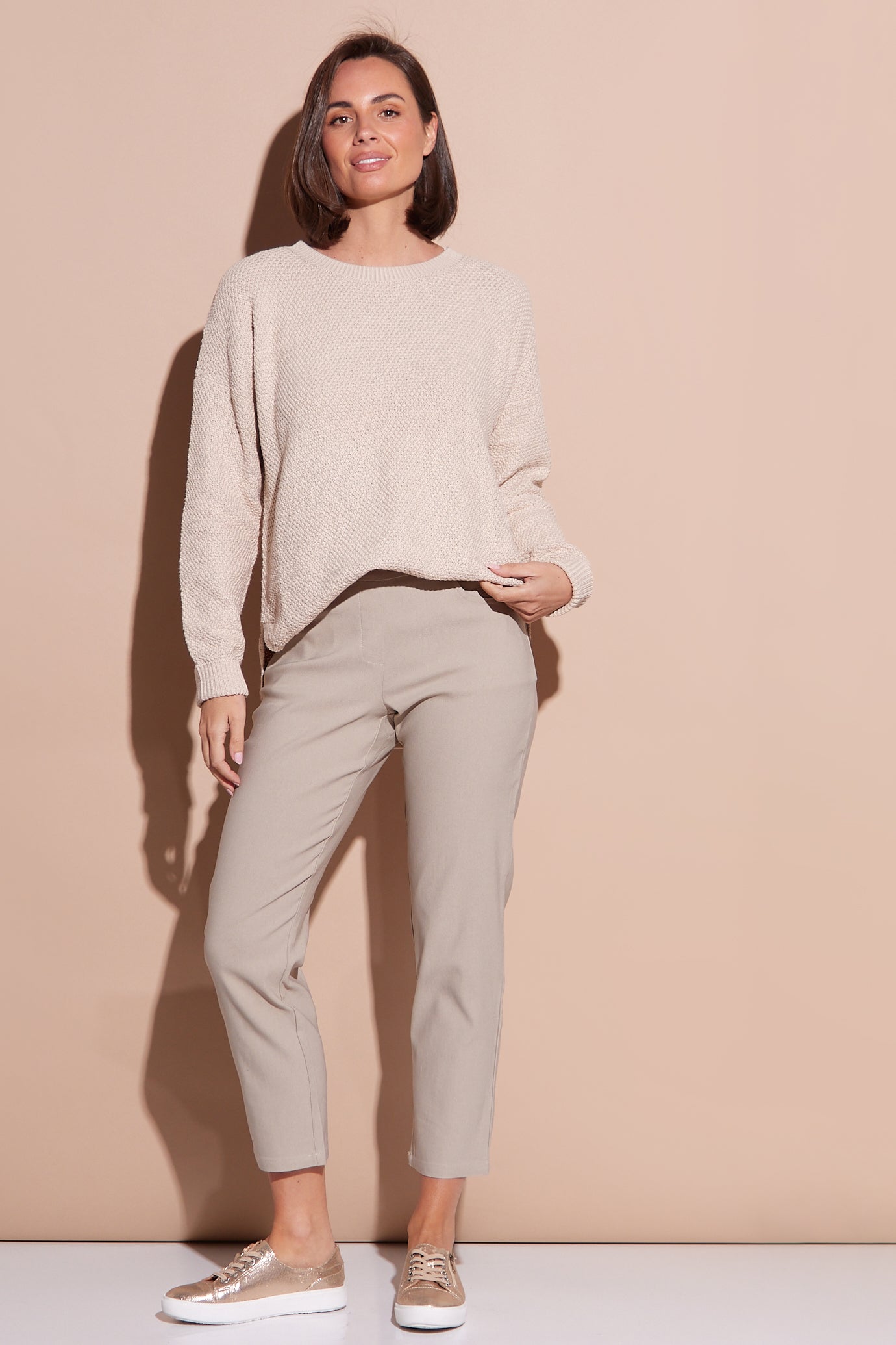 Professional capri pants sales
