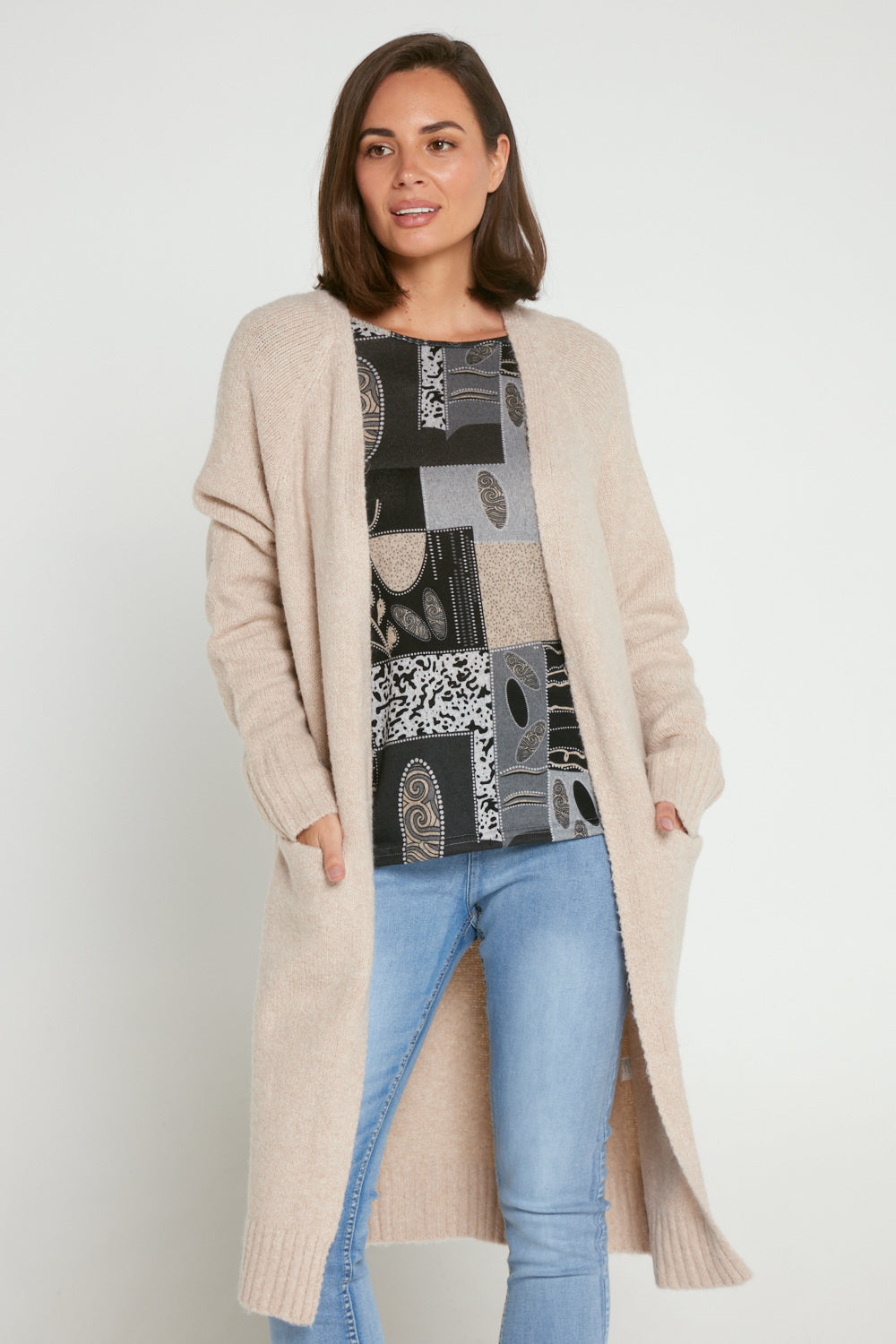 The beige cardigan shop