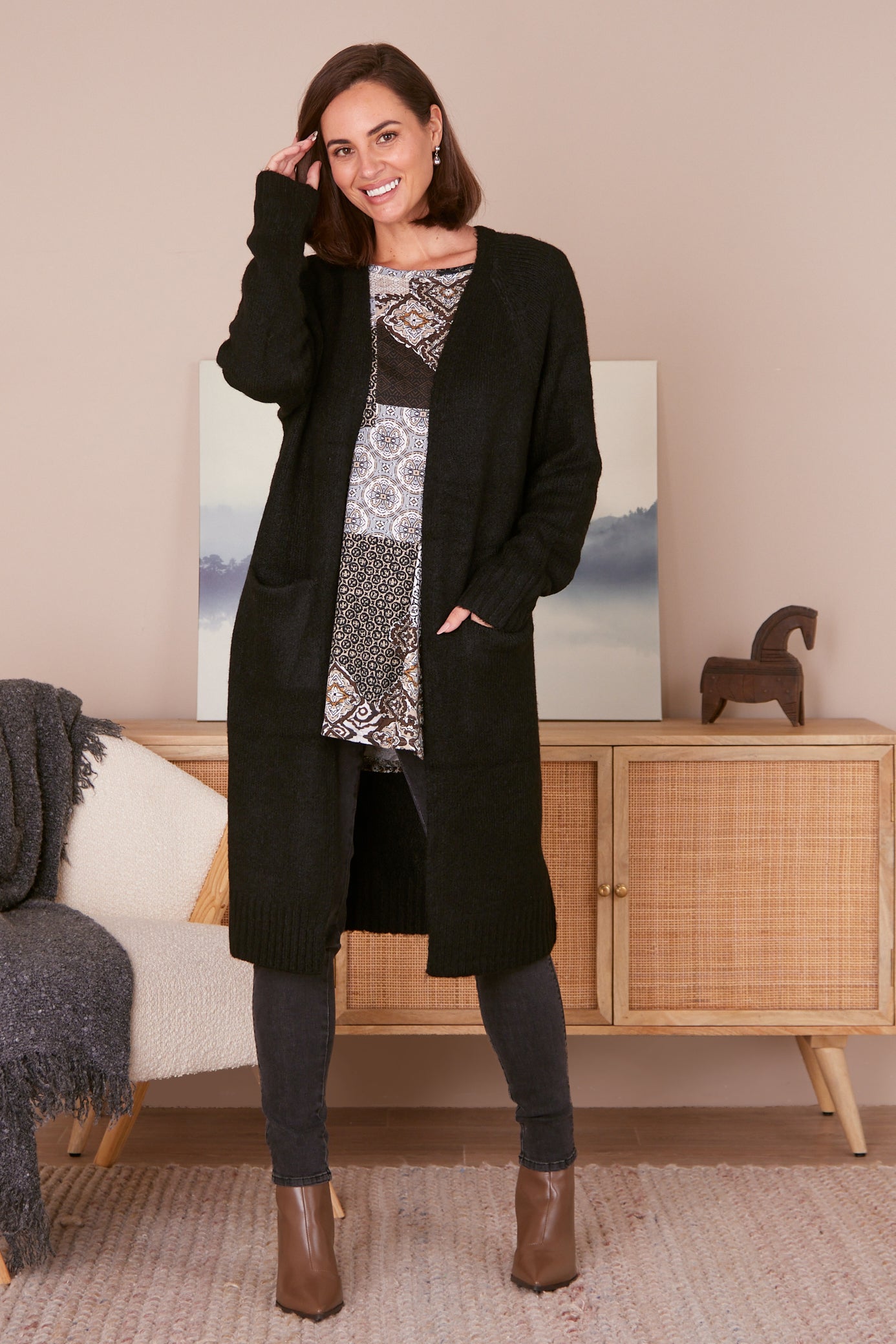 Paula Cardigan - Black