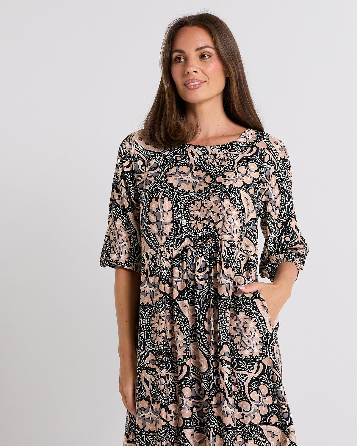 Priyanka Dress - Black/Latte Paisley