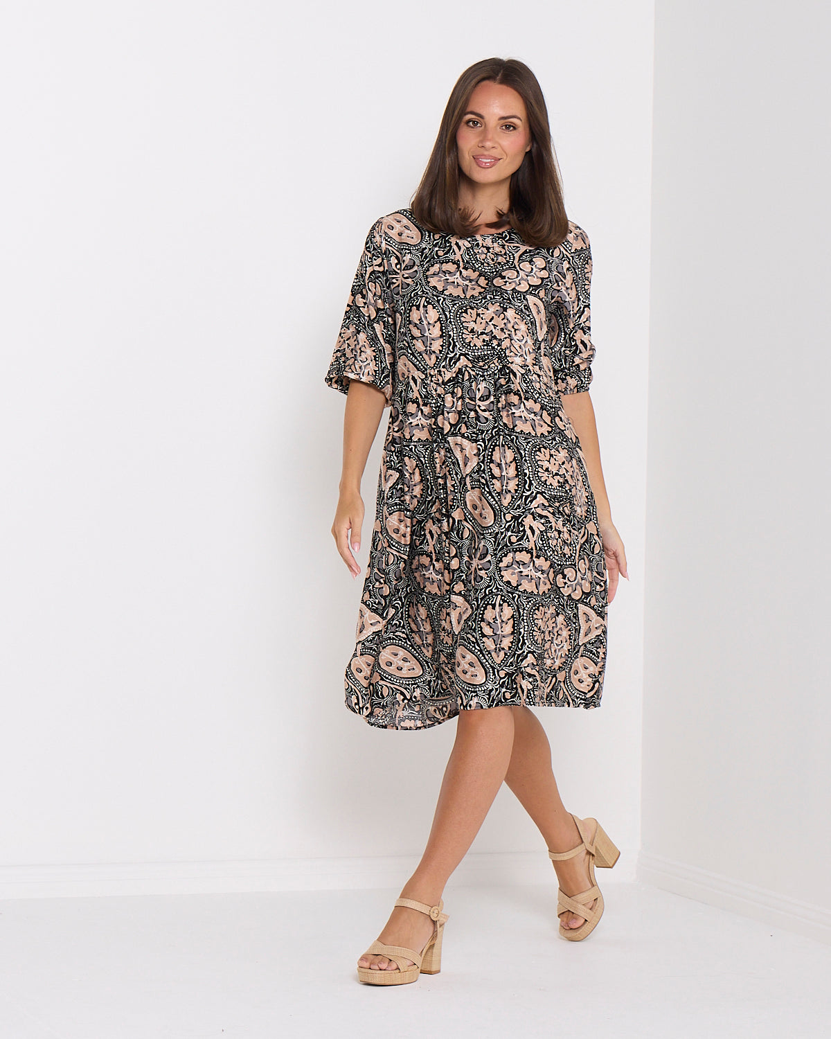 Priyanka Dress - Black/Latte Paisley