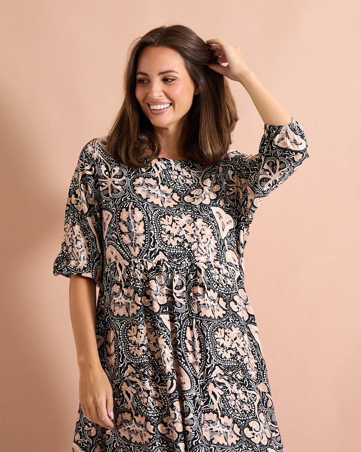 Priyanka Dress - Black/Latte Paisley