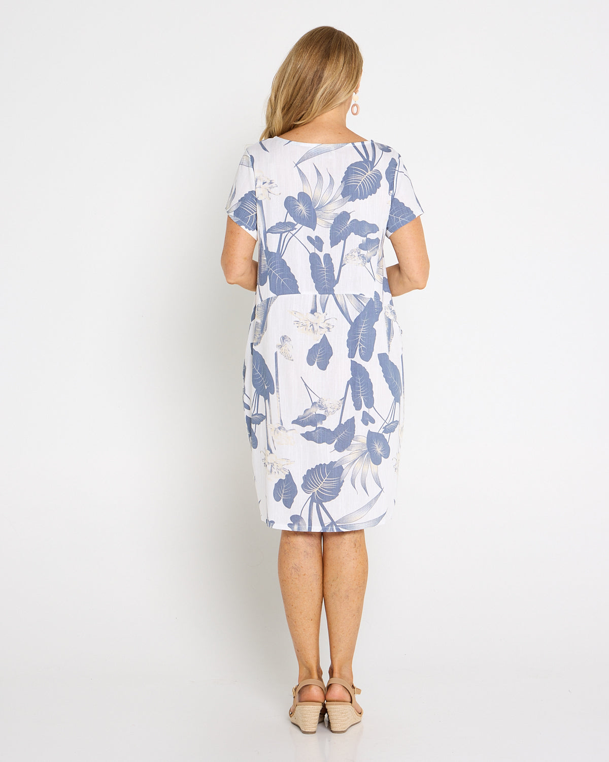 Shaila Dress – White/Denim Botanical