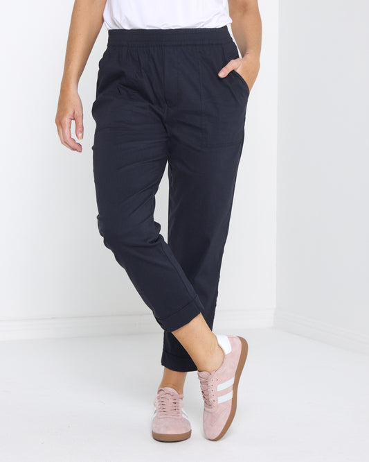 Breeze Light Cuffed Capri Pants - Navy