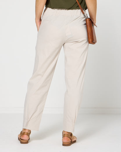Breeze Lite Tuck Pants - Stone