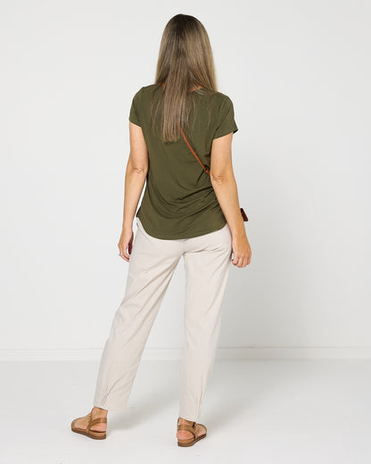 Breeze Lite Tuck Pants - Stone