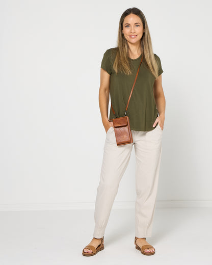 Breeze Lite Tuck Pants - Stone