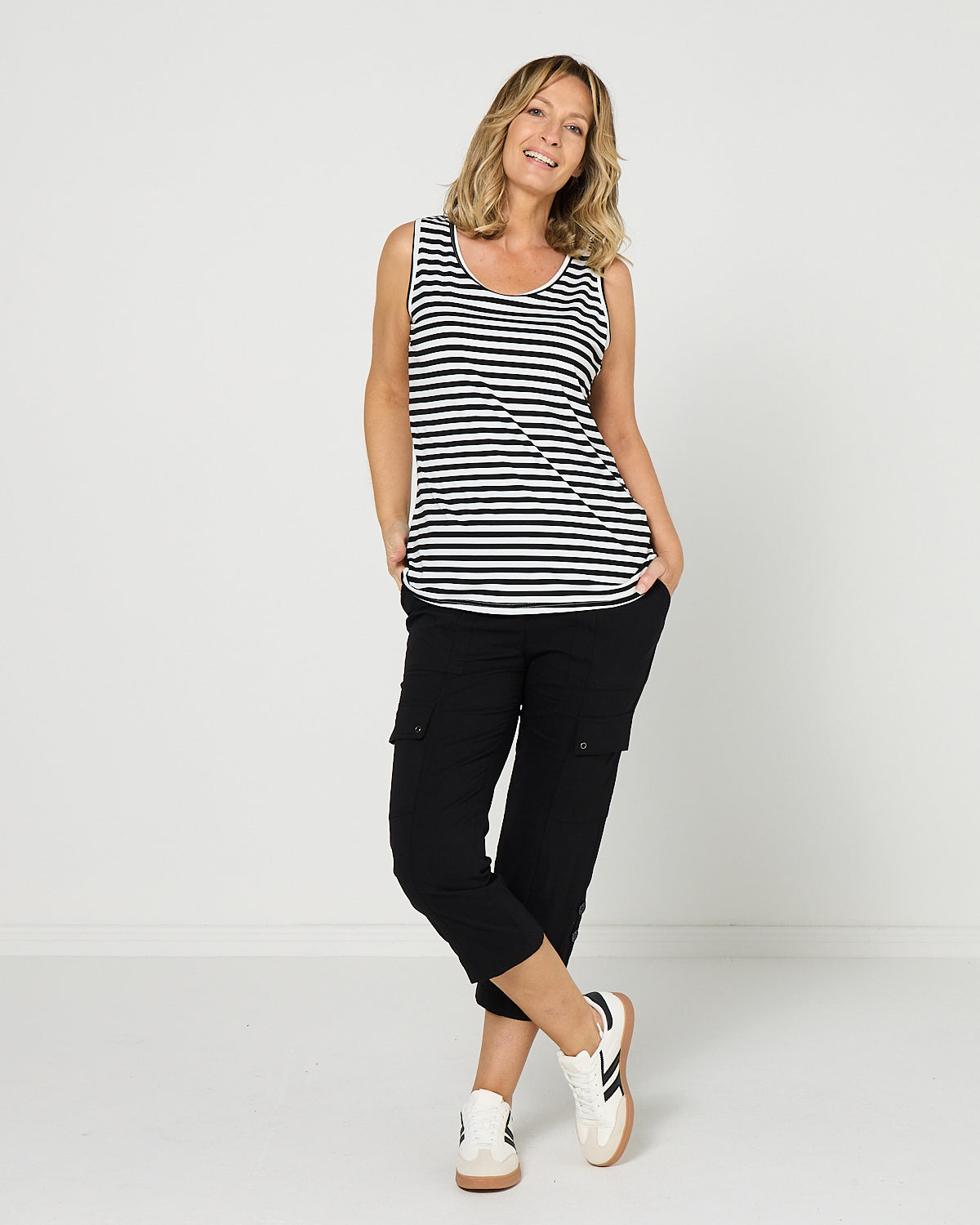 Breeze Lite Cargo Pants - Black