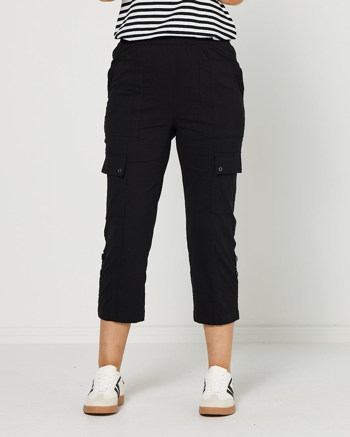 Breeze Lite Cargo Pants - Black