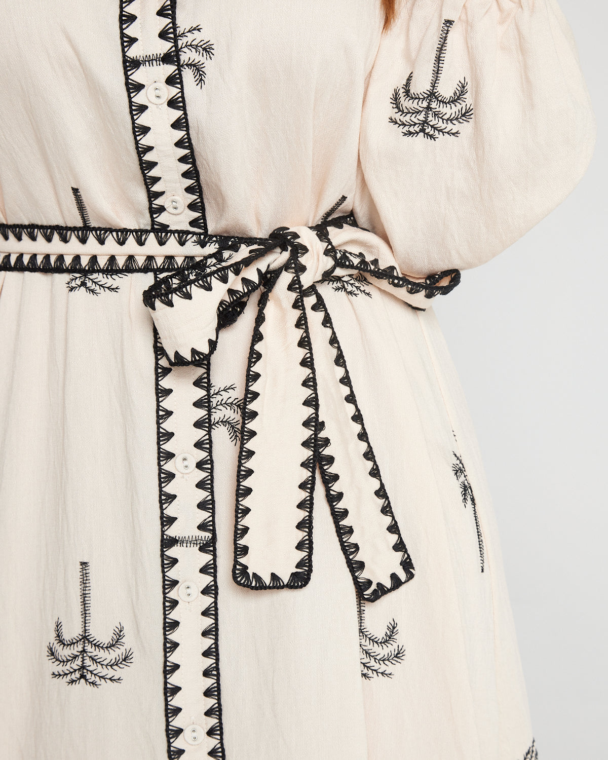 Selene Embroidered Dress - Cream/Black
