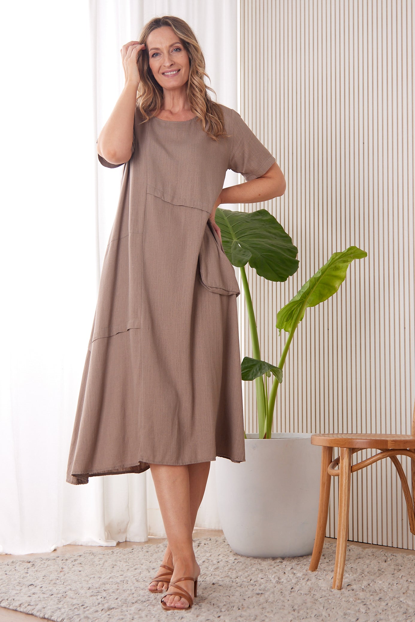 Shona Cotton & Linen Dress - Mocha