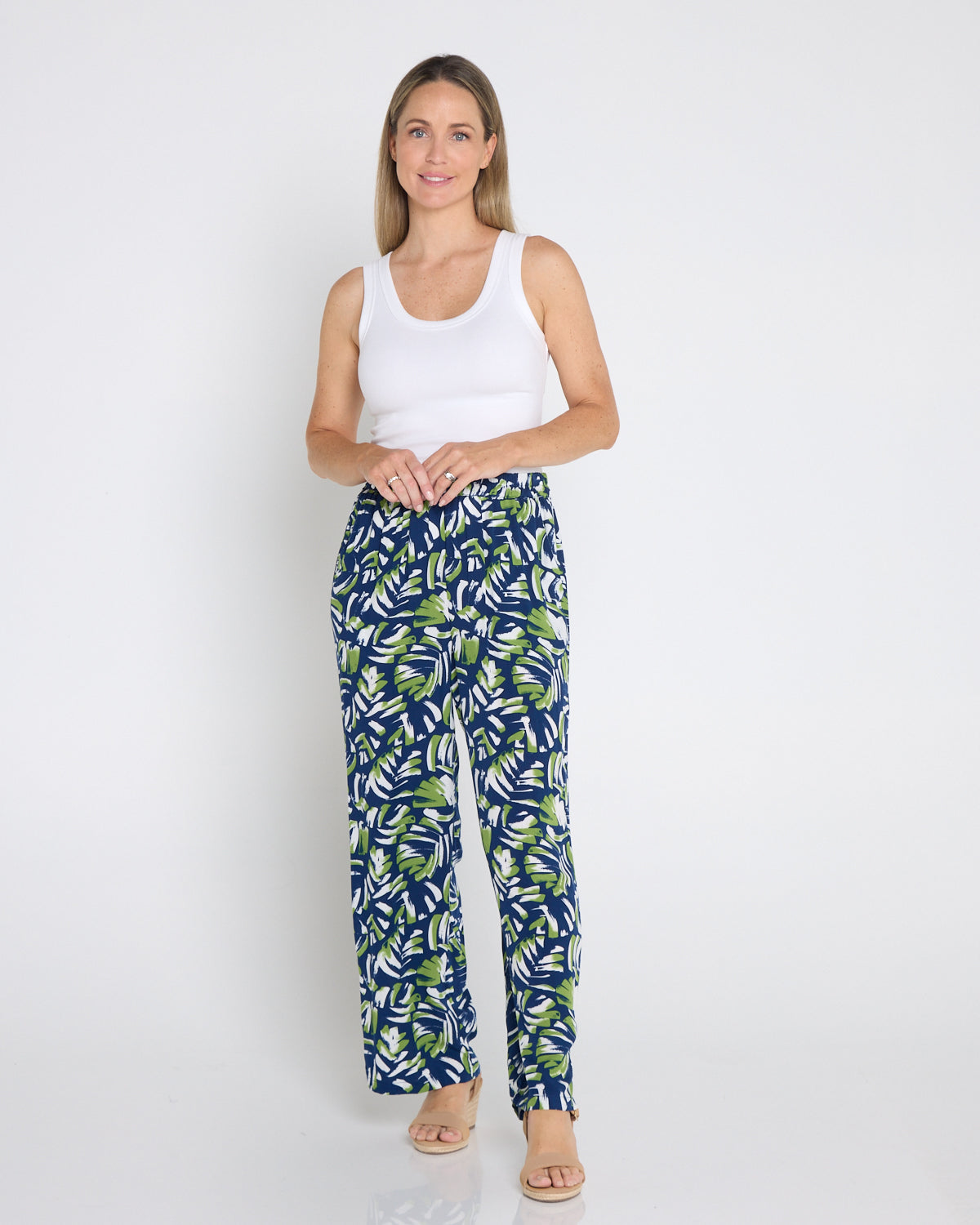 Summer Ease Pocket Pants - Navy/Painted Palm Frond