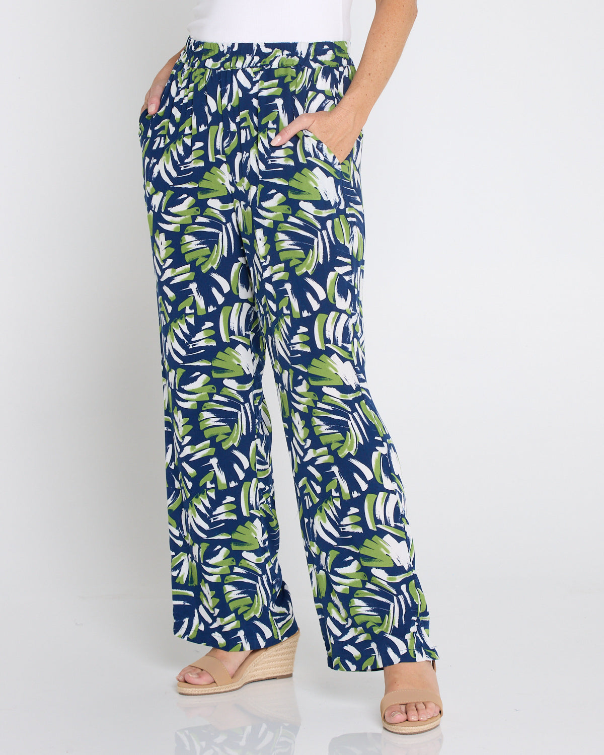 Summer Ease Pocket Pants - Navy/Painted Palm Frond