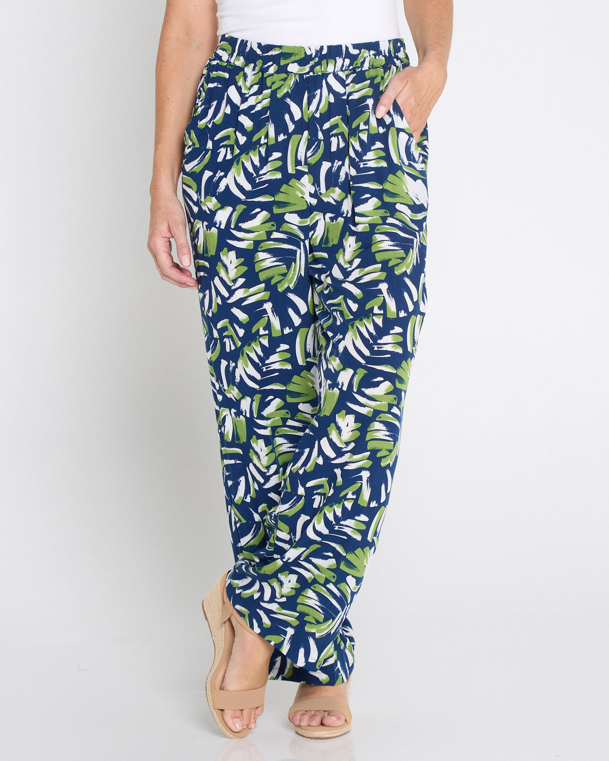 Summer Ease Pocket Pants - Navy/Painted Palm Frond