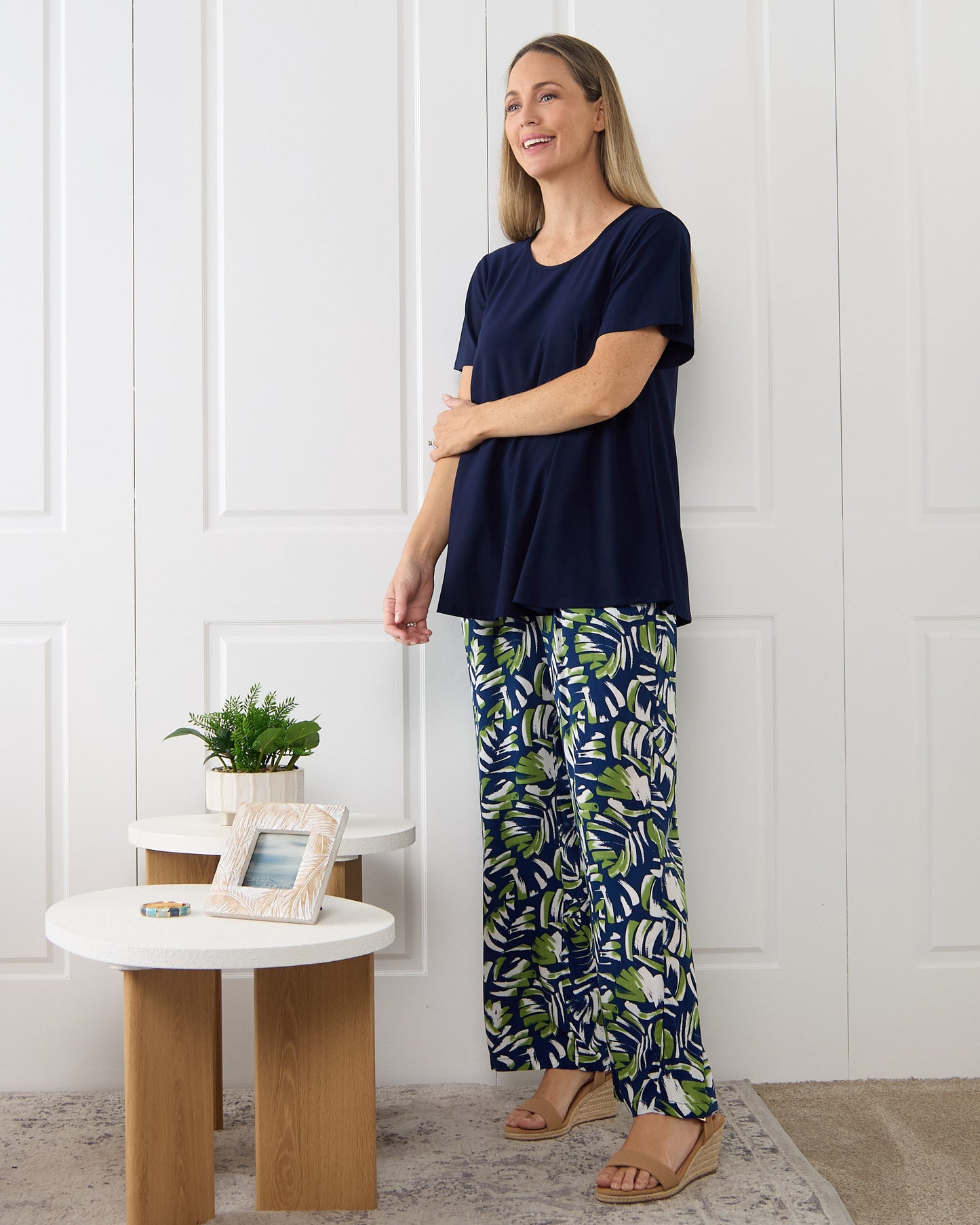 Swing Scoop Top - Navy