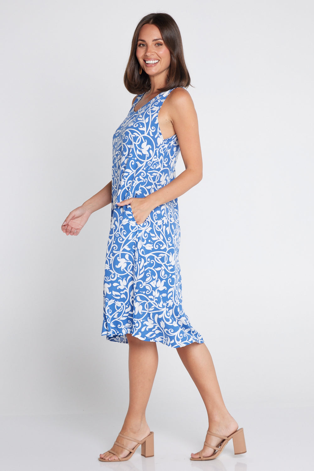 Sienna Sleeveless Petite Dress - Blue Floral Flourish