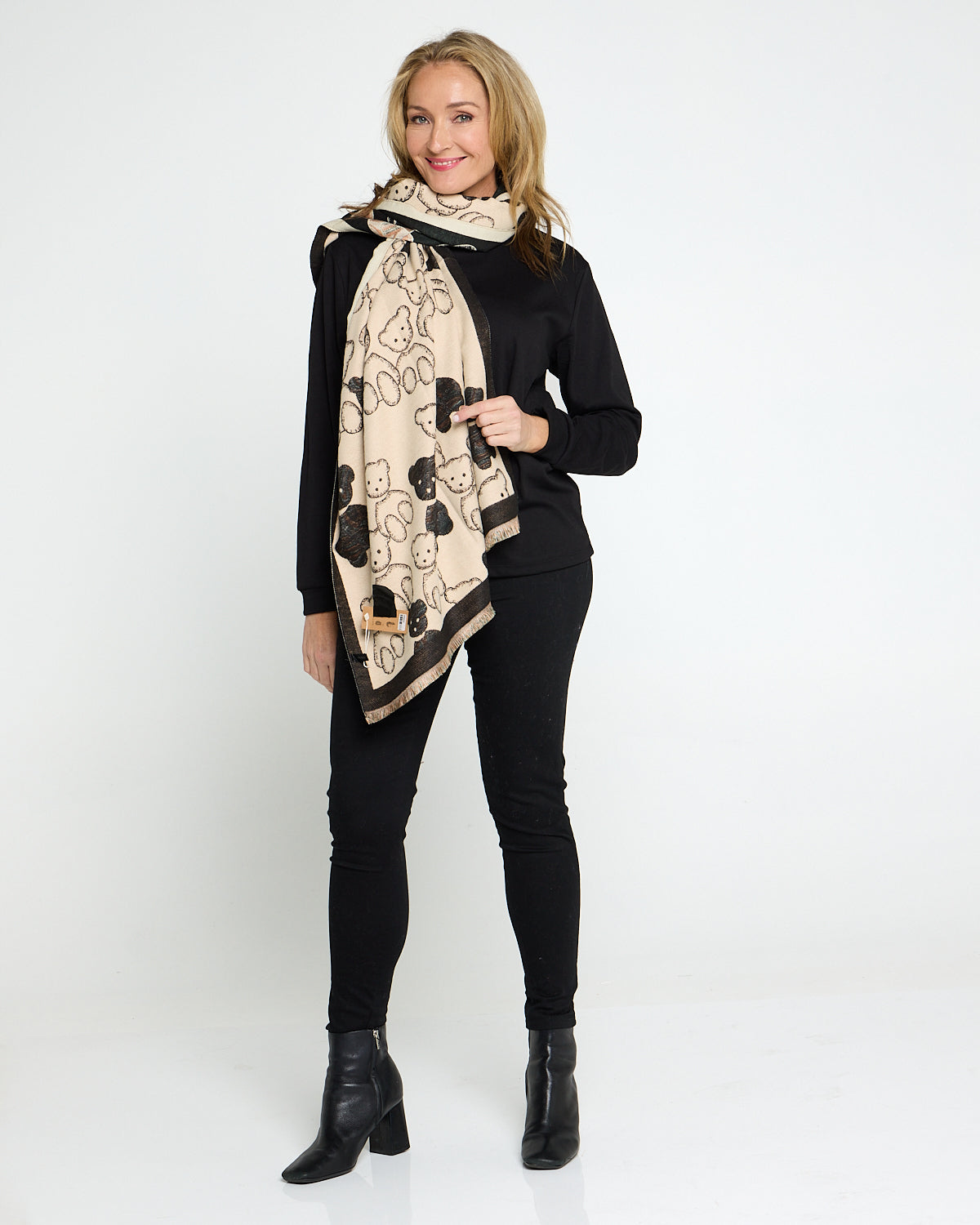 Teddy Bear Reversible Scarf - Black / Cream