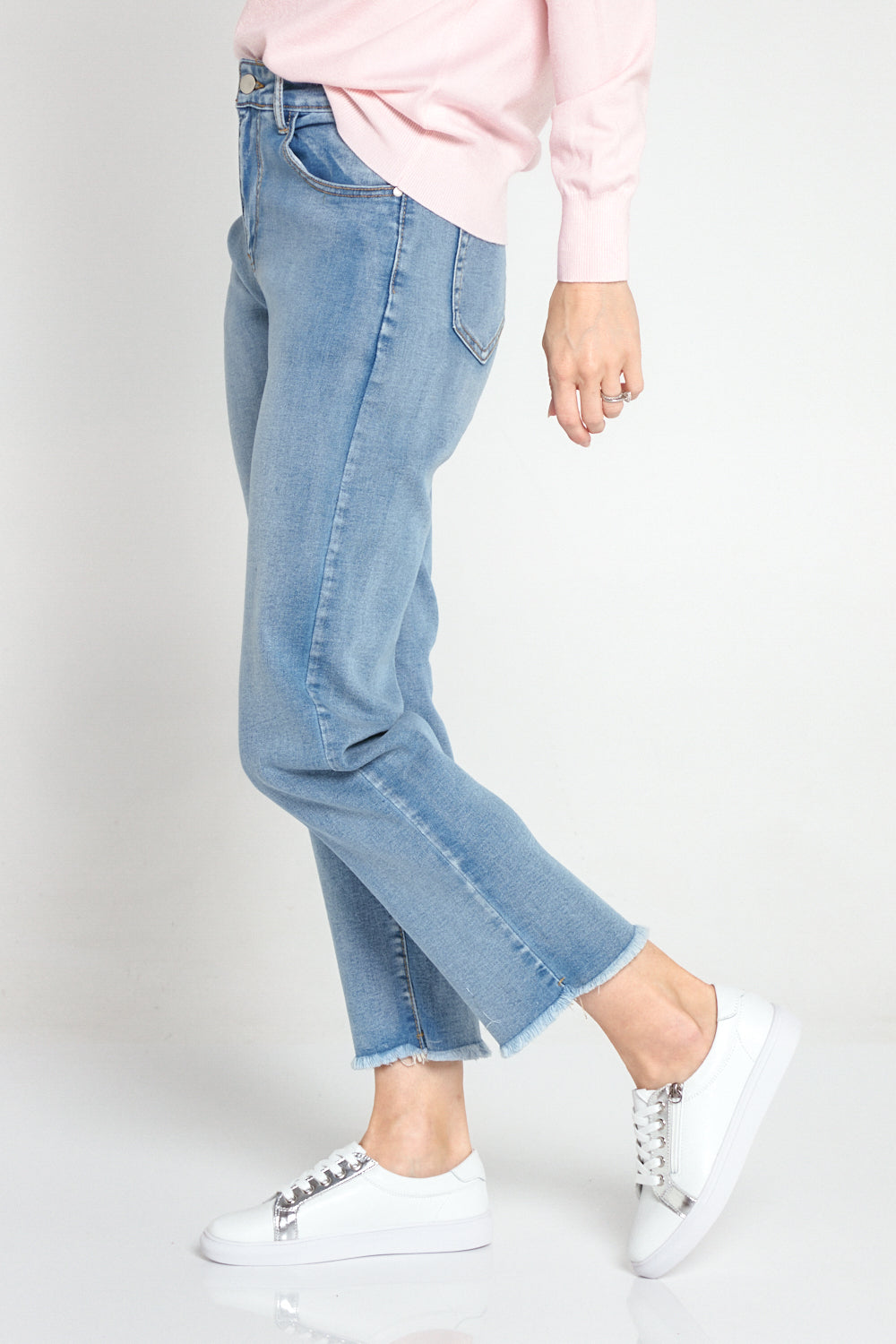 Tegan Cropped Jeans Light Wash Denim TULIO Fashion
