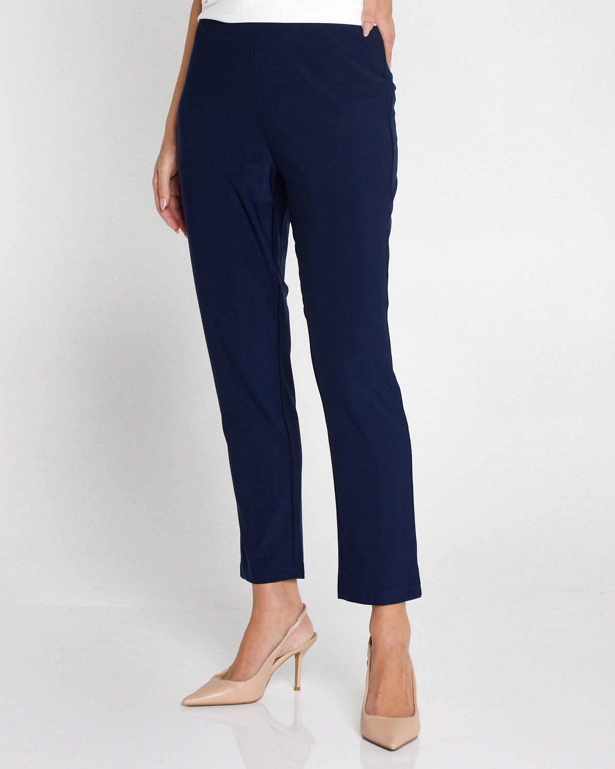 The Essential Petite Pant - Navy