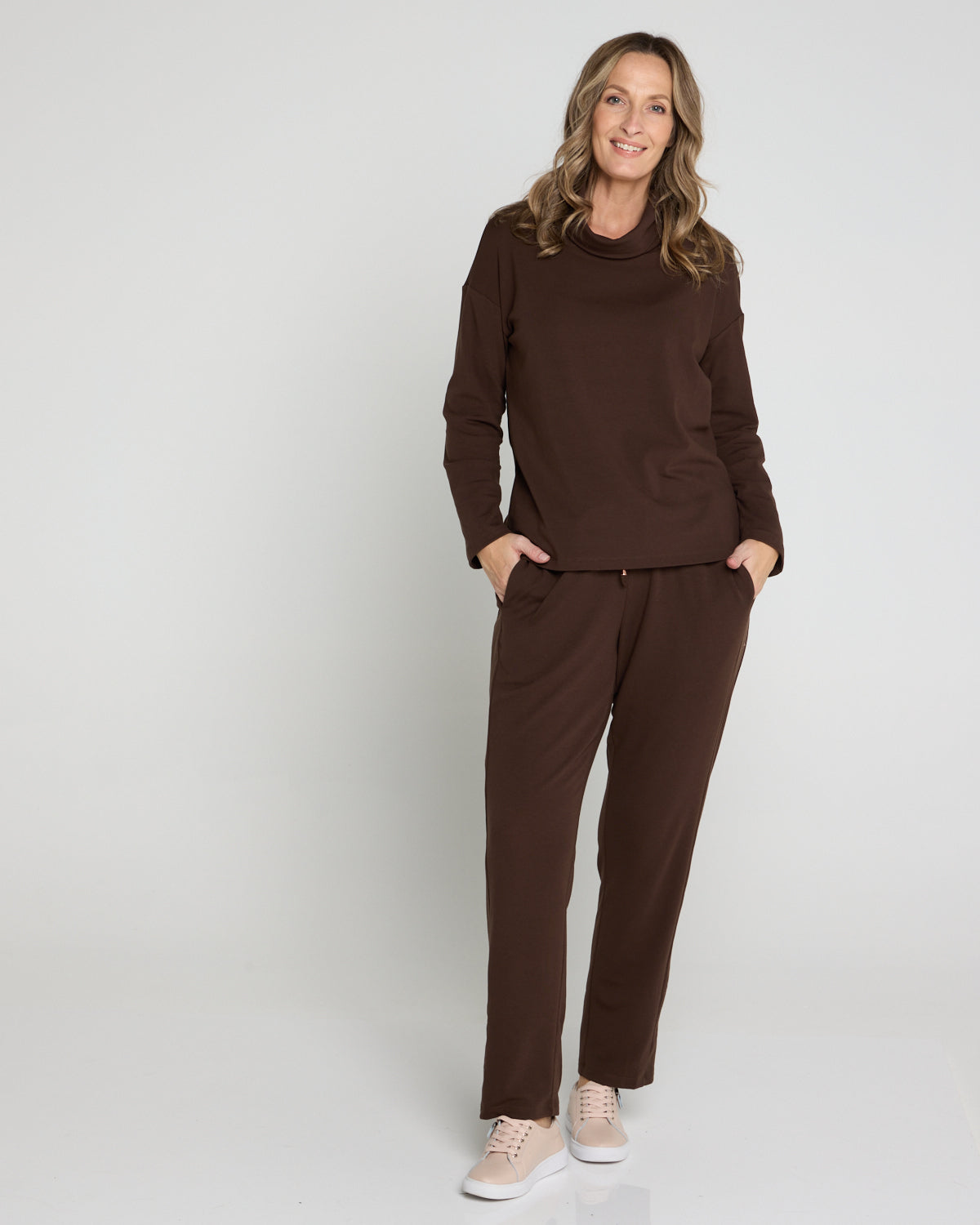Weekend Life Fleece Pants - Chocolate