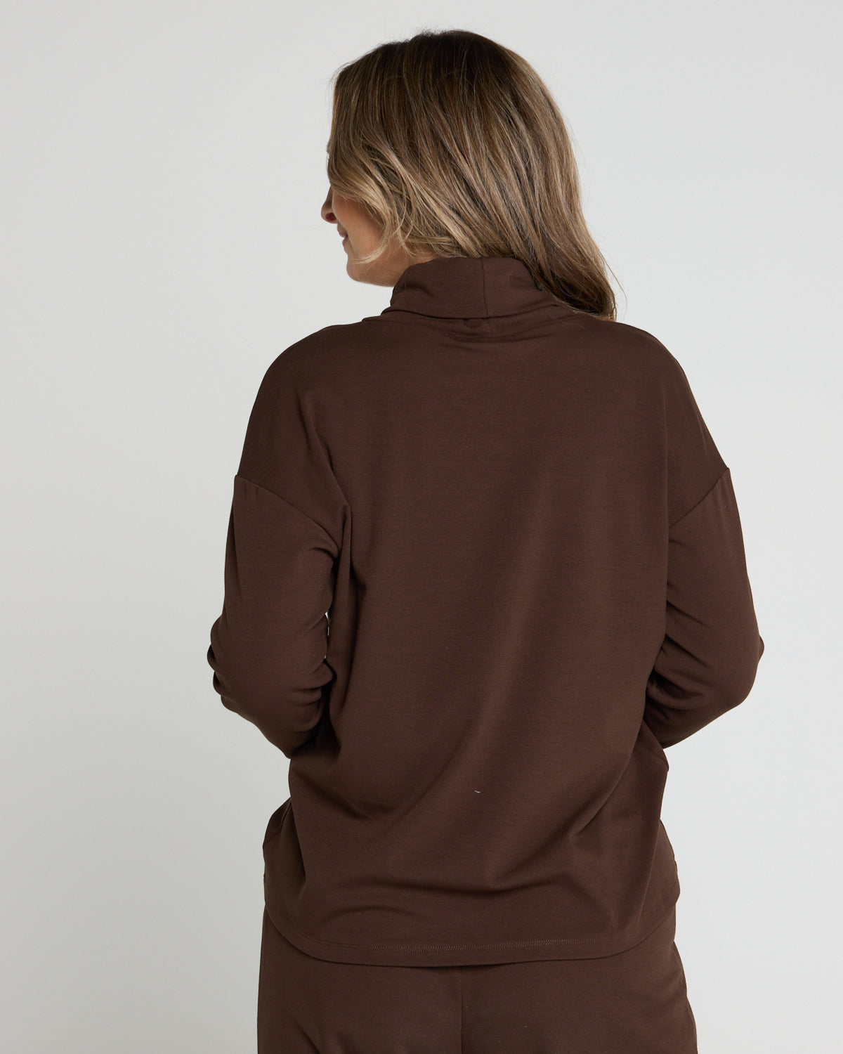 Weekend Life Fleece Cowl Top - Chocolate