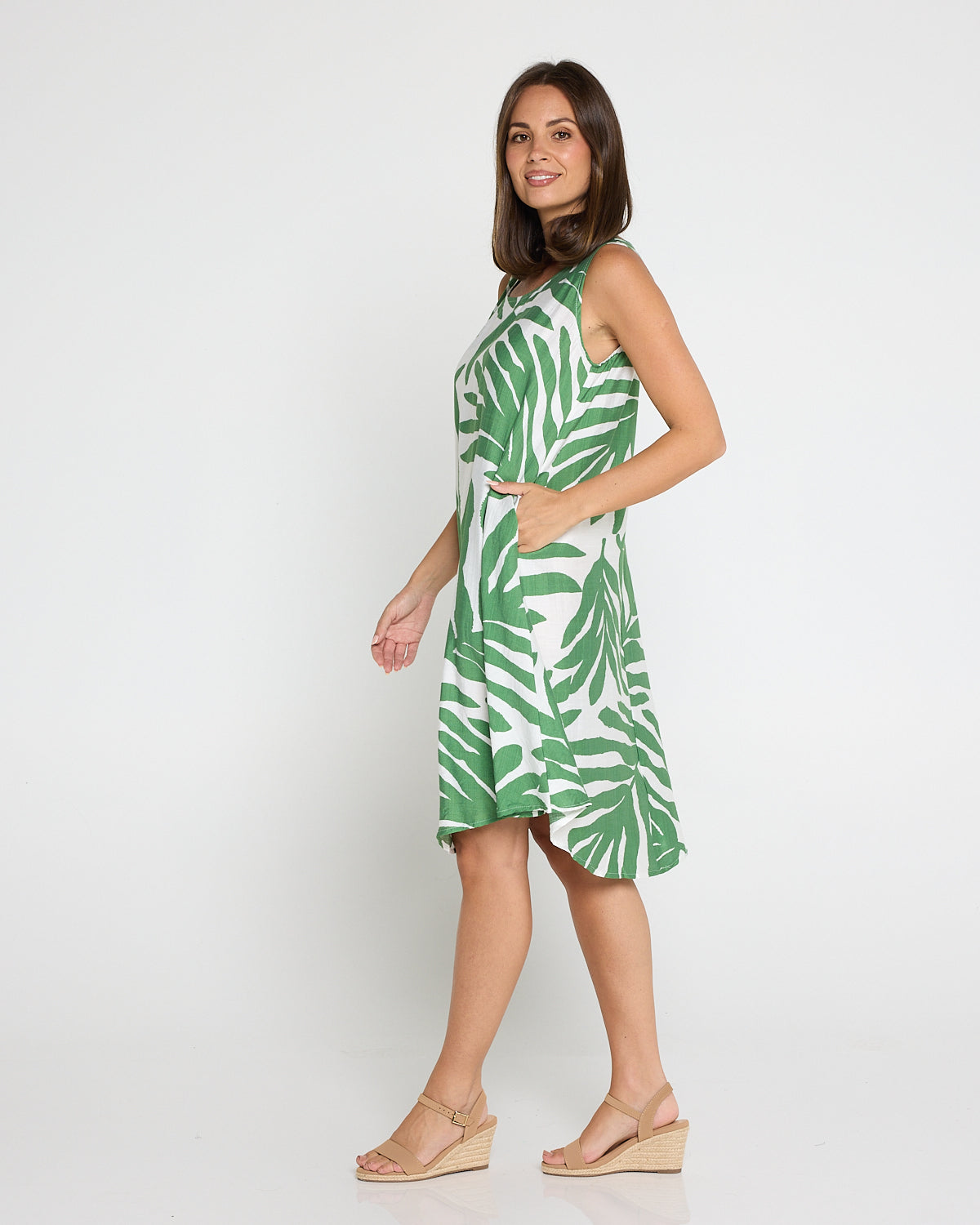 Summer Swing Dress Sage | Relaxed Green Summer Dress Australia TULIO Fashion Summer Swing Dress Sage | Relaxed Green Summer Dress Australia TULIO Fashion