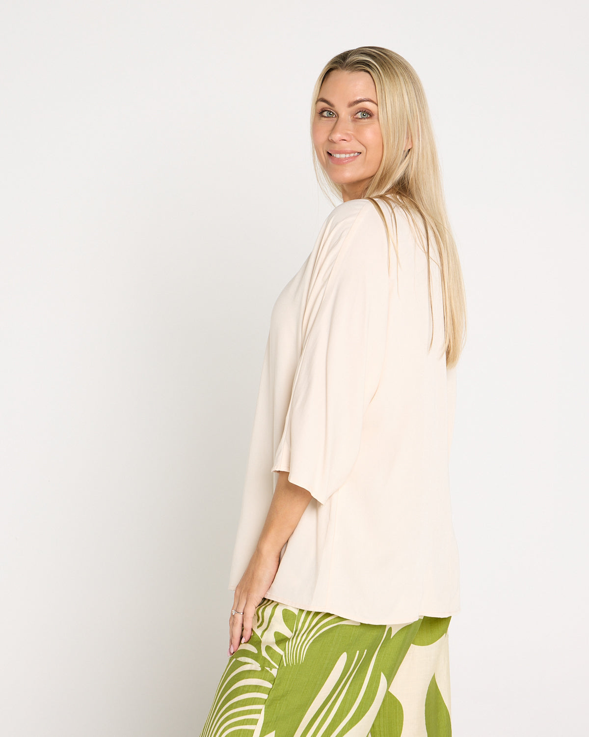 Summer Ease Essential Top - Eggshell