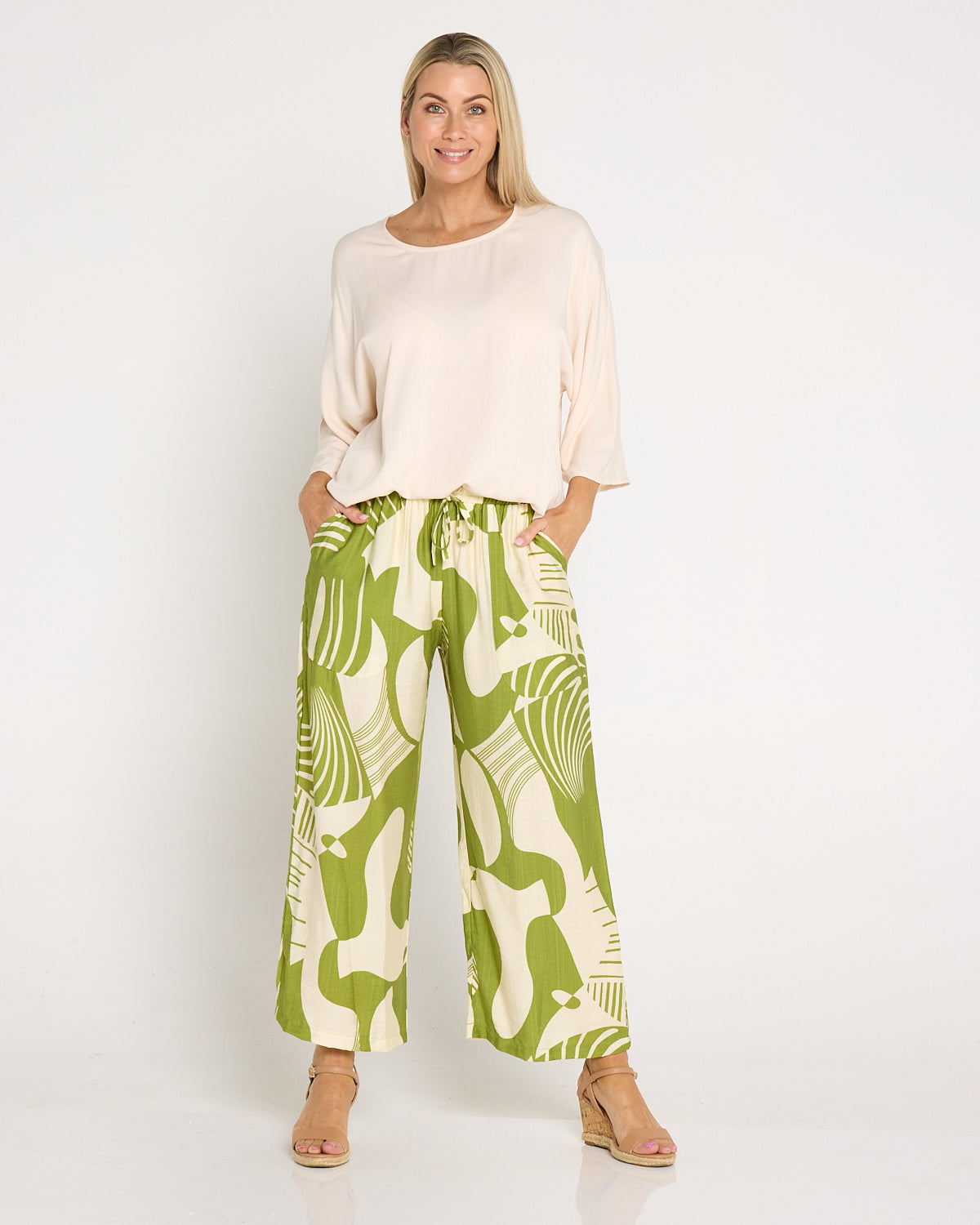 Summer Ease Essential Top - Eggshell