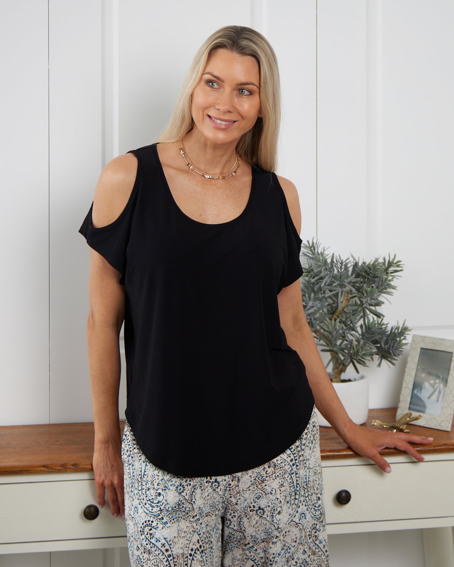 Cold Shoulder Top - Black