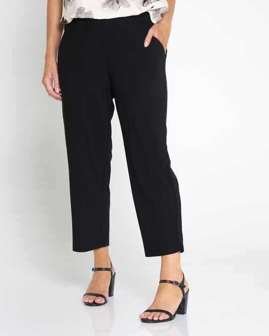 Straight Leg Crop Petite Pant - Black