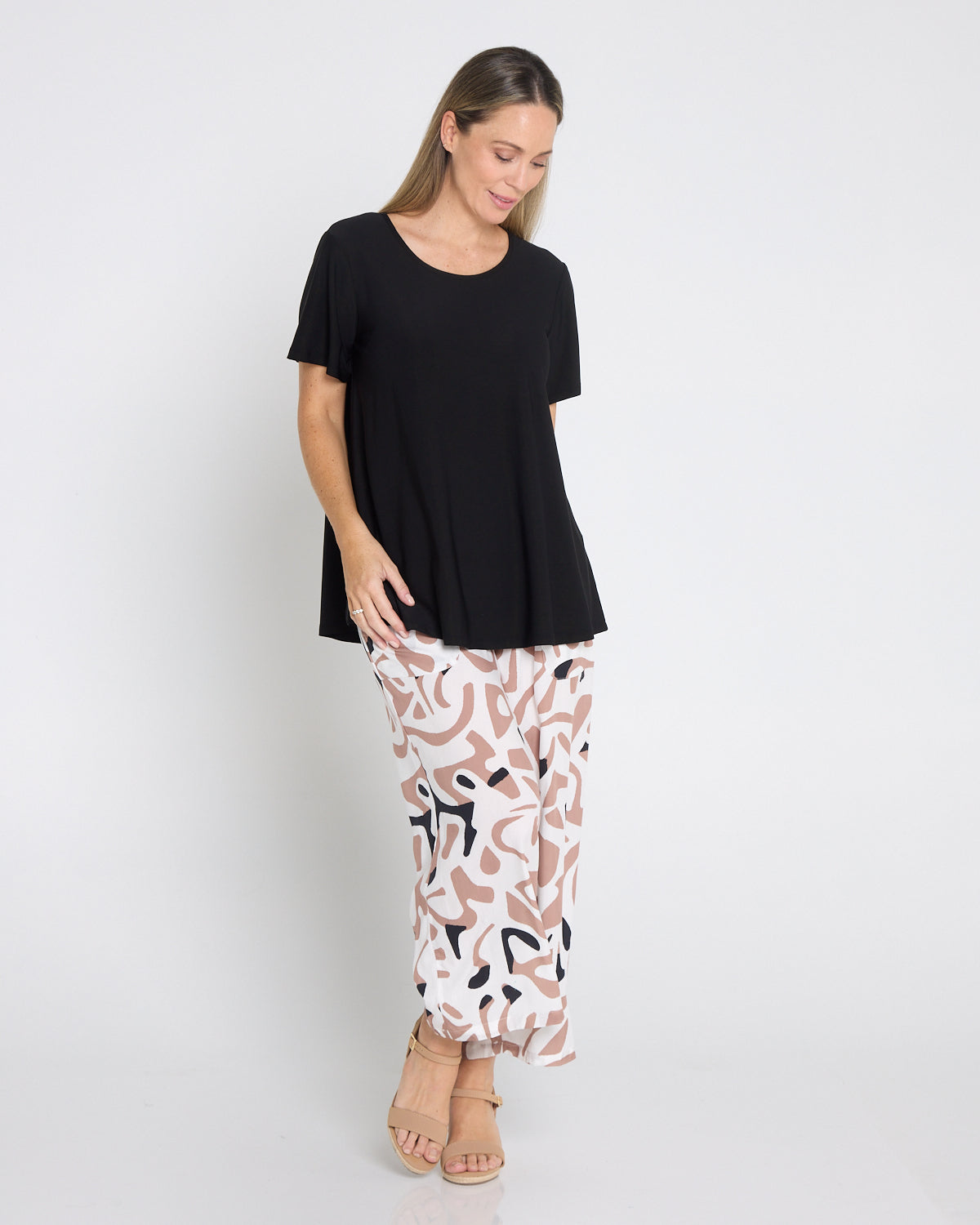 Swing Scoop Top - Black