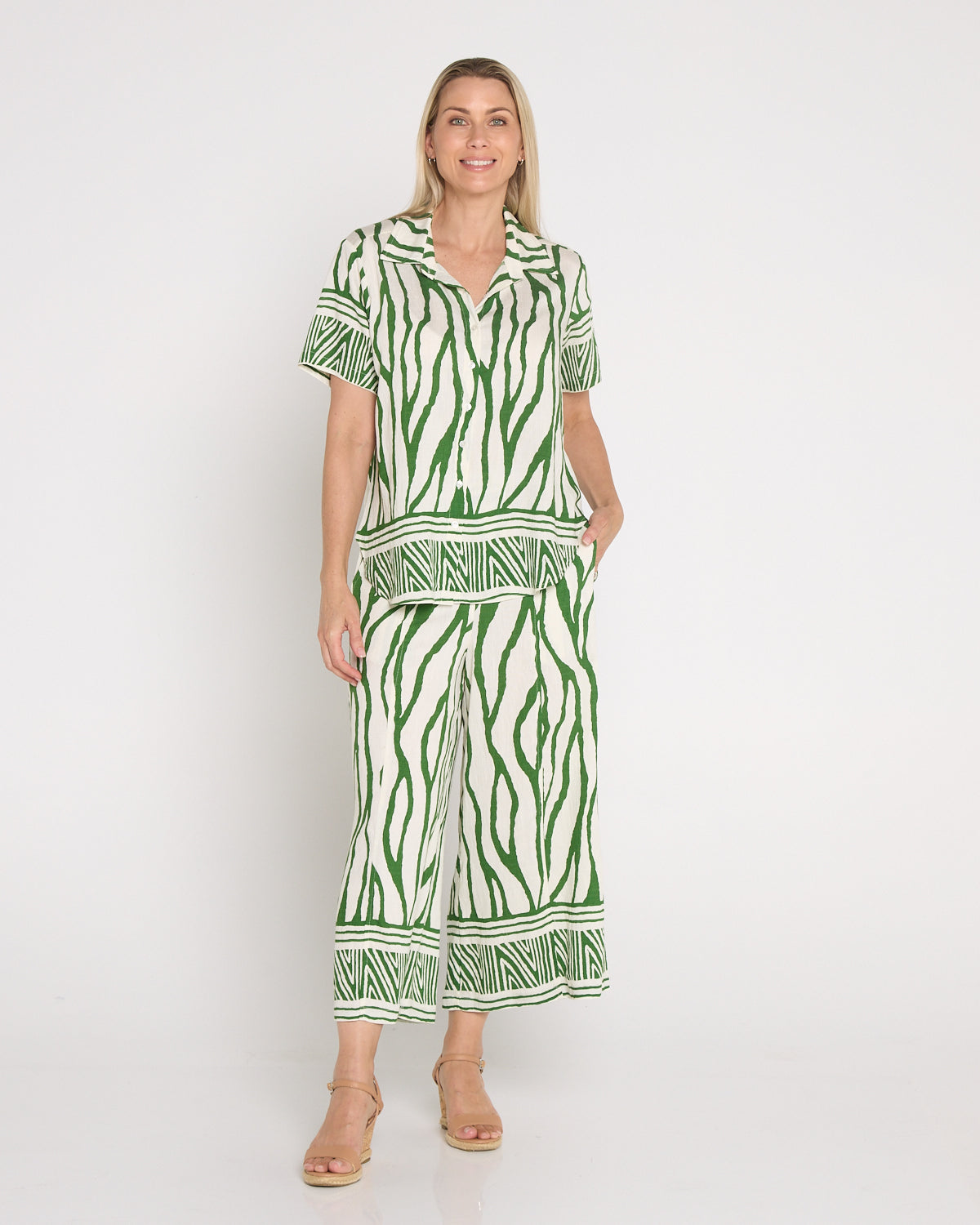 Namibia Wide Leg Crop Pants - Green