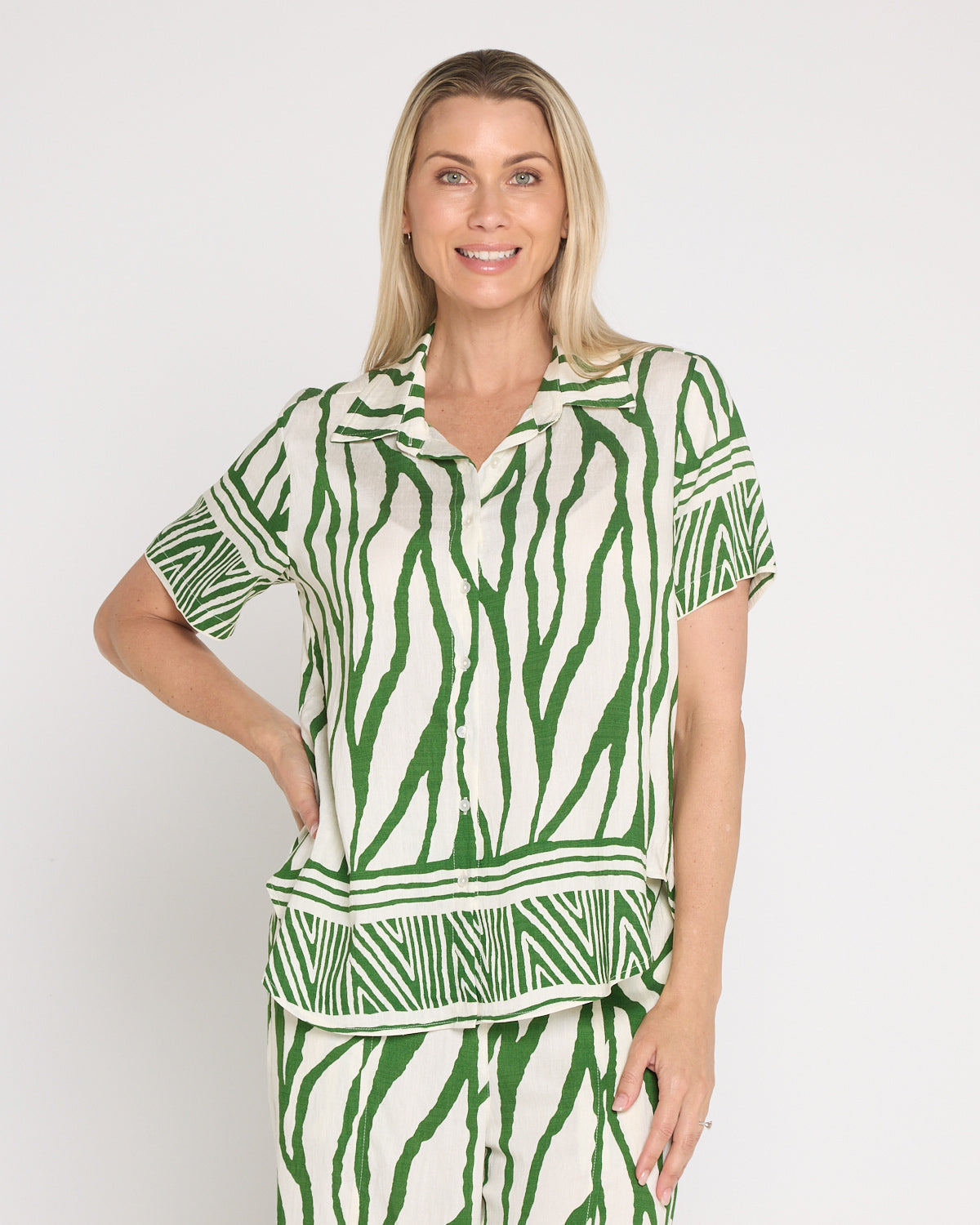 Zimbabwe Border Shirt - Green