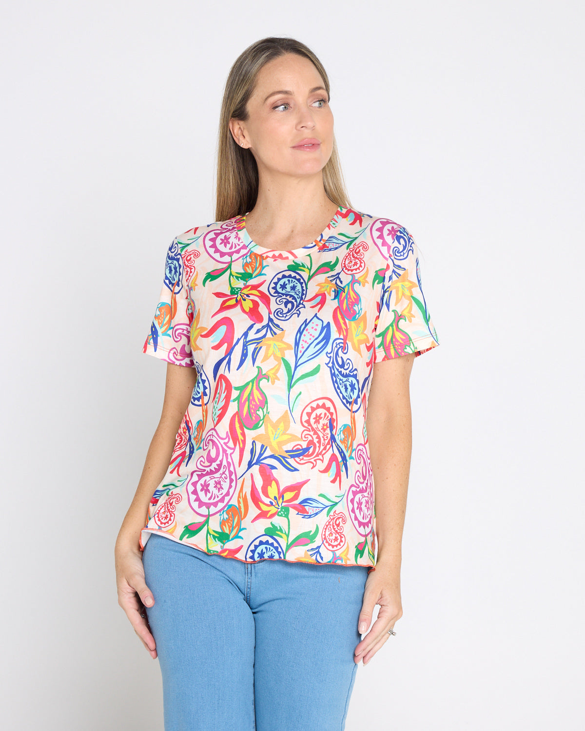 Capri Paisley Tee – Dragonfruit Floral