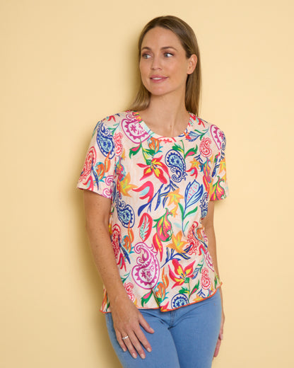 Capri Paisley Tee – Dragonfruit Floral