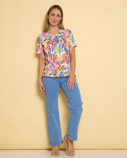 Capri Paisley Tee – Dragonfruit Floral
