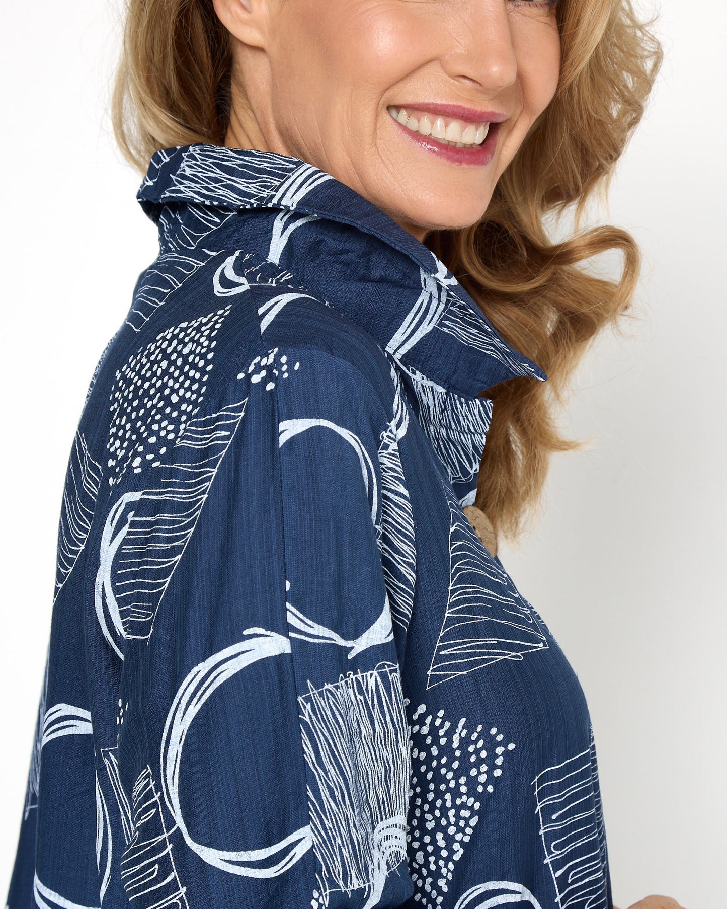 Maria Shirt - Navy Blue Sketch
