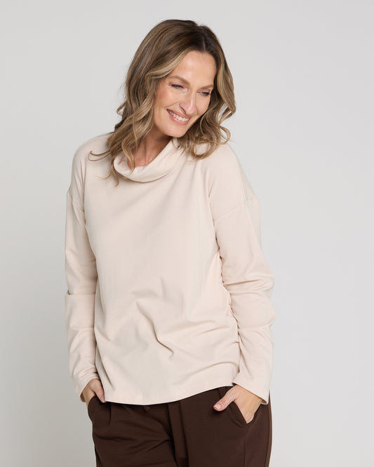 Weekend Life Fleece Cowl Top - Sand